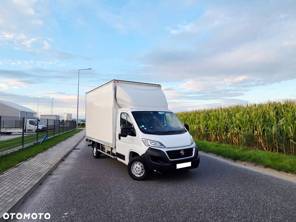 Fiat DUCATO 2.3 MultiJet 130 PS 2019 DHOLLANDIA 750 KG + UDT !! KONTENER MOŻLIWY  KREDYT LEASING - 1