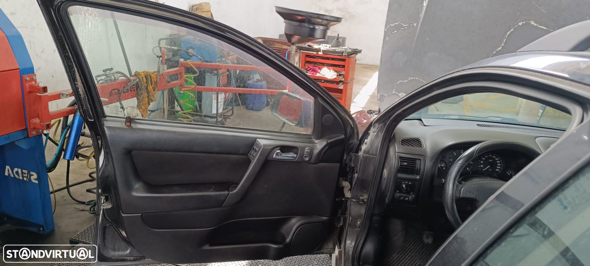 Opel Astra G 1.7 TD de 1998 disponível para peças - 7