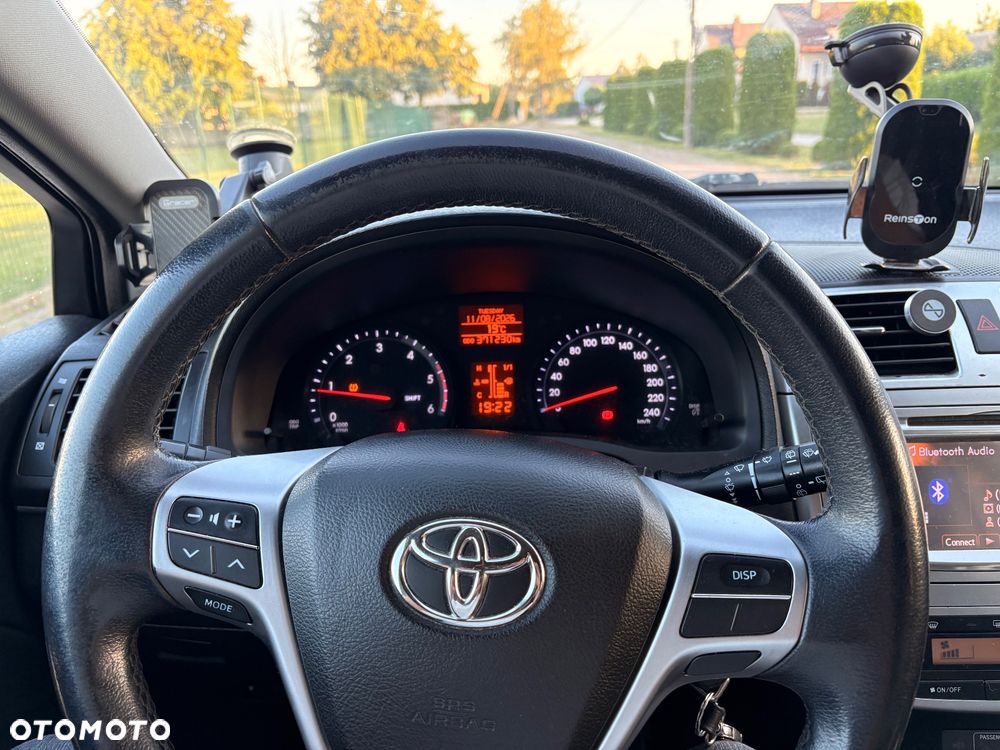 Toyota Avensis 2.0 D-4D Active - 7