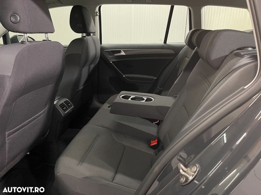 Volkswagen Golf 1.5 TSI Comfortline - 12