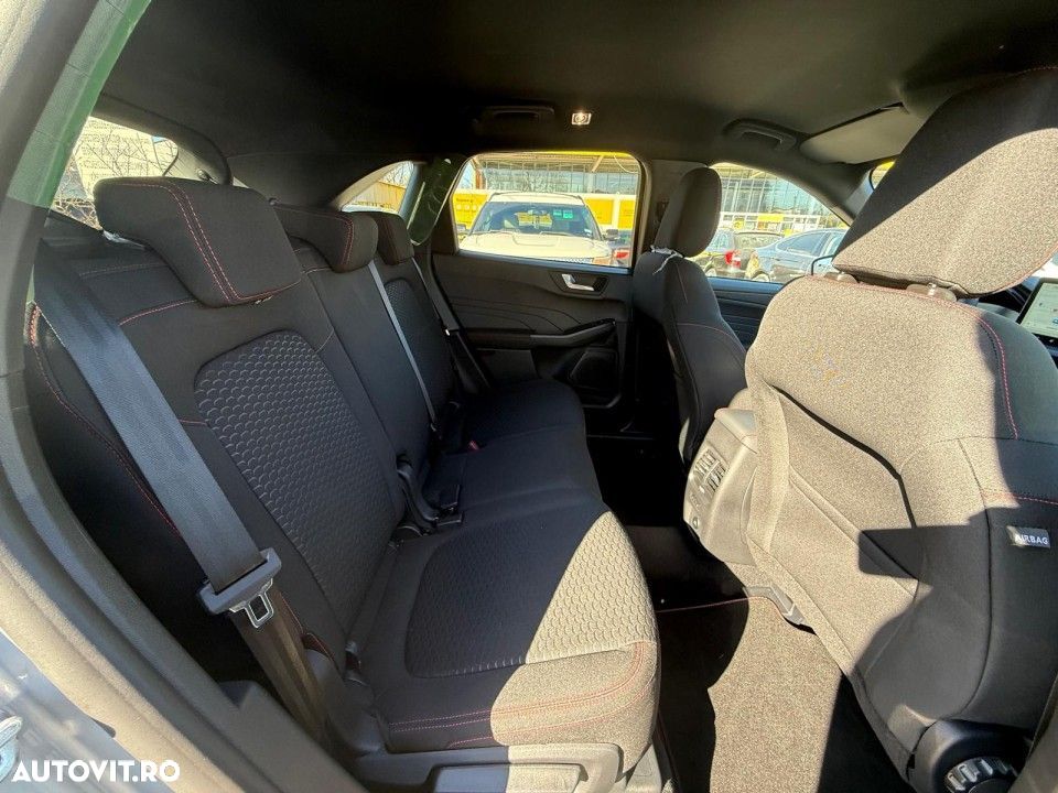 Ford Kuga 1.5 EcoBoost A8 FWD ST-Line - 14