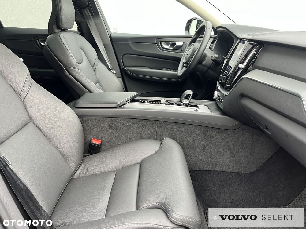 Volvo XC 60 - 30