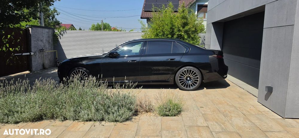 BMW Seria 7 - 12