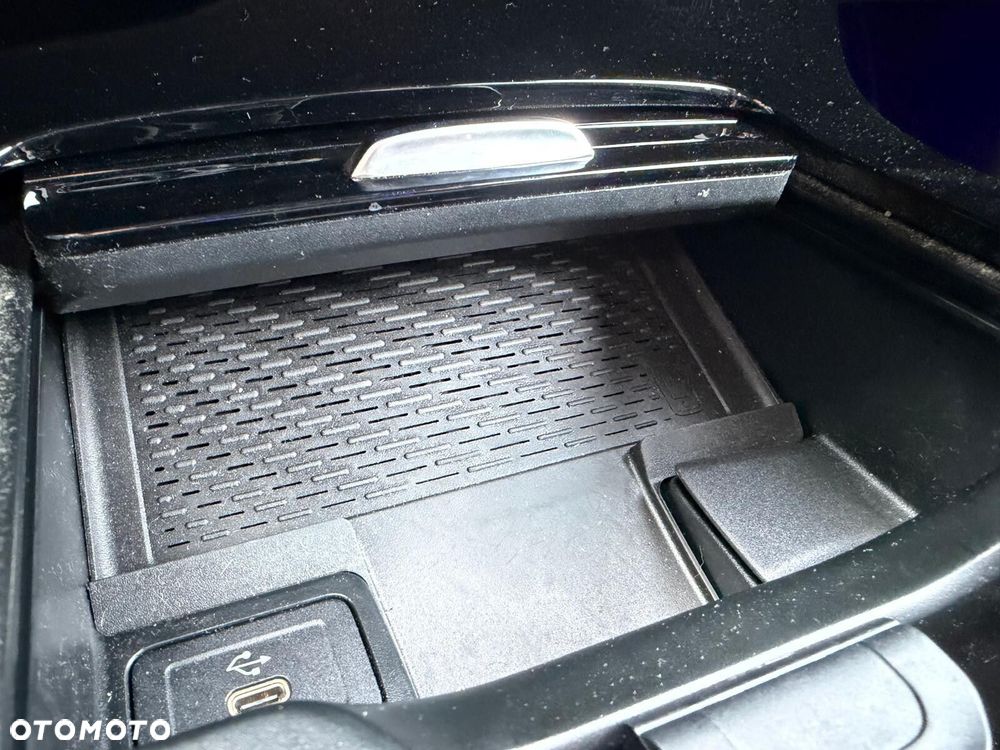 Mercedes-Benz CLA - 29