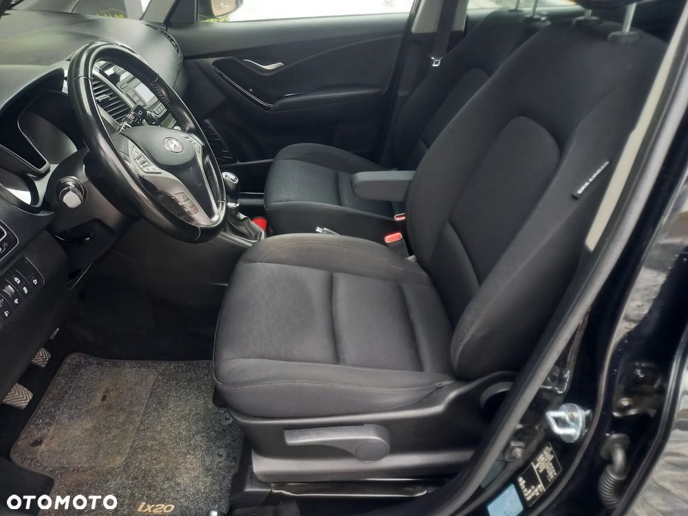 Hyundai ix20 1.6 CRDi Comfort - 11