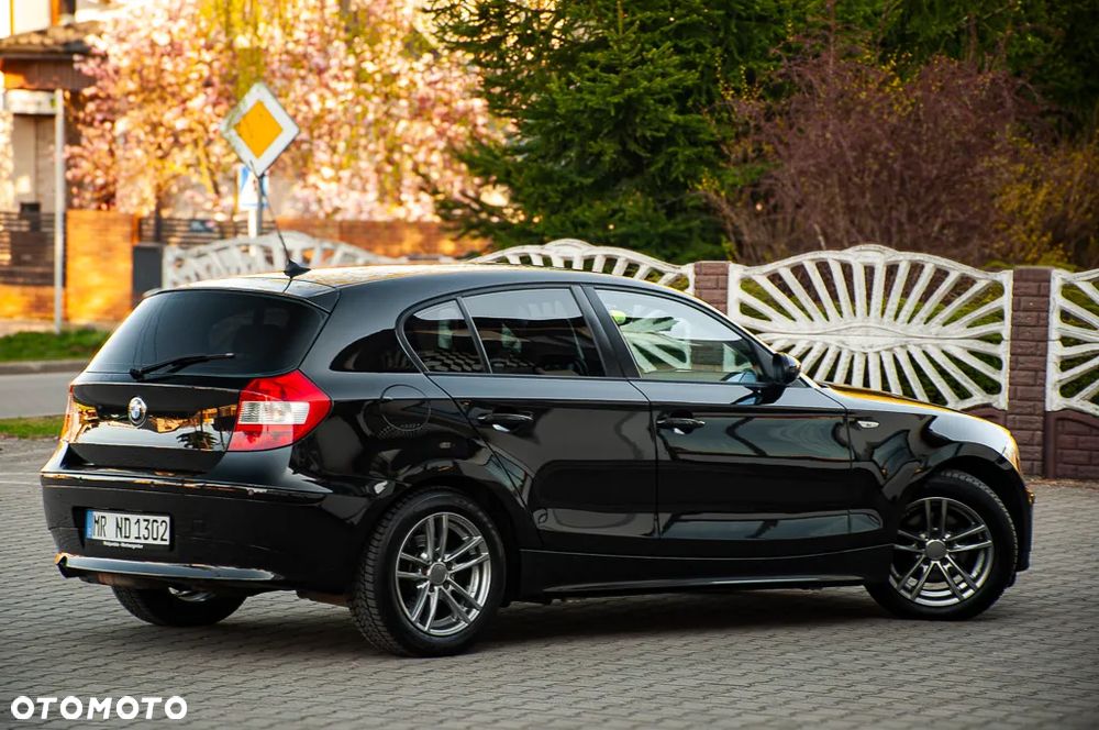 BMW Seria 1 - 23