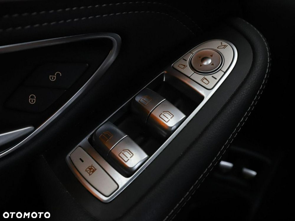 Mercedes-Benz GLC 250 4-Matic - 40