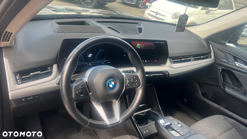 BMW iX1 eDrive20 xLine - 15