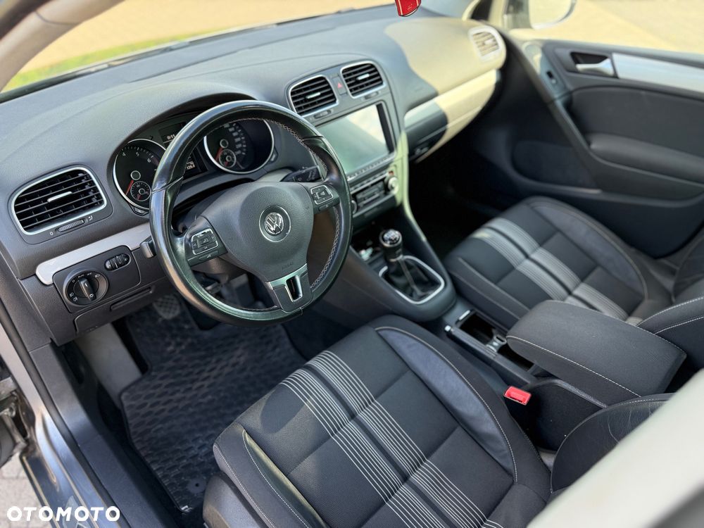 Volkswagen Golf 1.2 TSI MATCH - 9