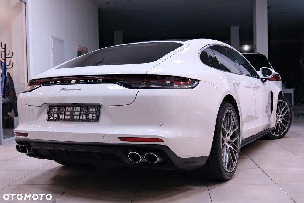 Porsche Panamera Standard - 14