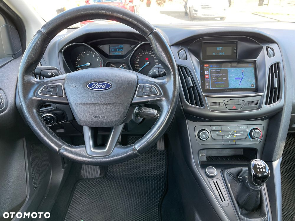 Ford Focus 1.6 Trend - 12