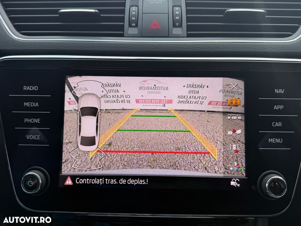 Skoda Superb 2.0 TDI DSG Style - 4
