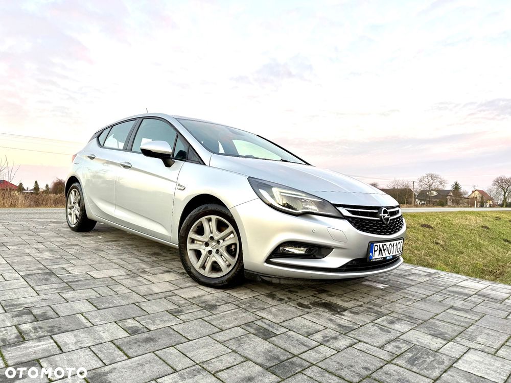 Opel Astra 1.6 D Start/Stop Dynamic - 1