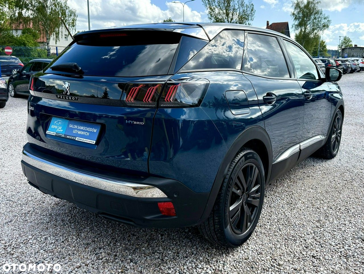 Peugeot 3008 1.6 PureTech HYbrid Allure S&S EAT8 - 4