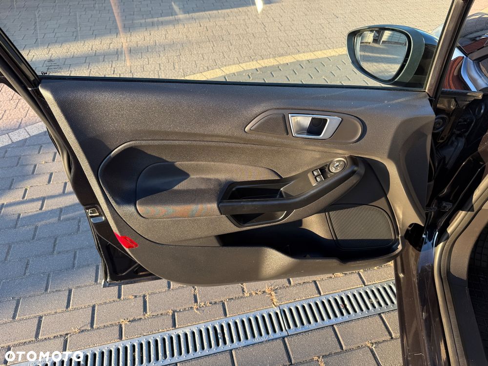 Ford Fiesta - 20