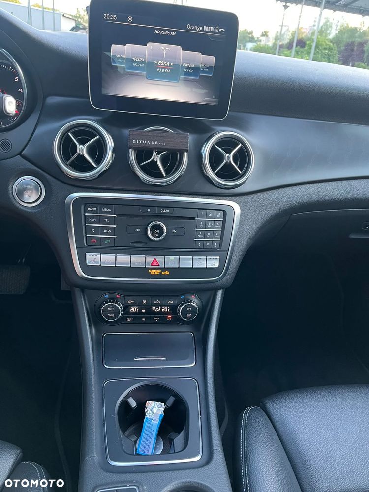 Mercedes-Benz GLA - 3