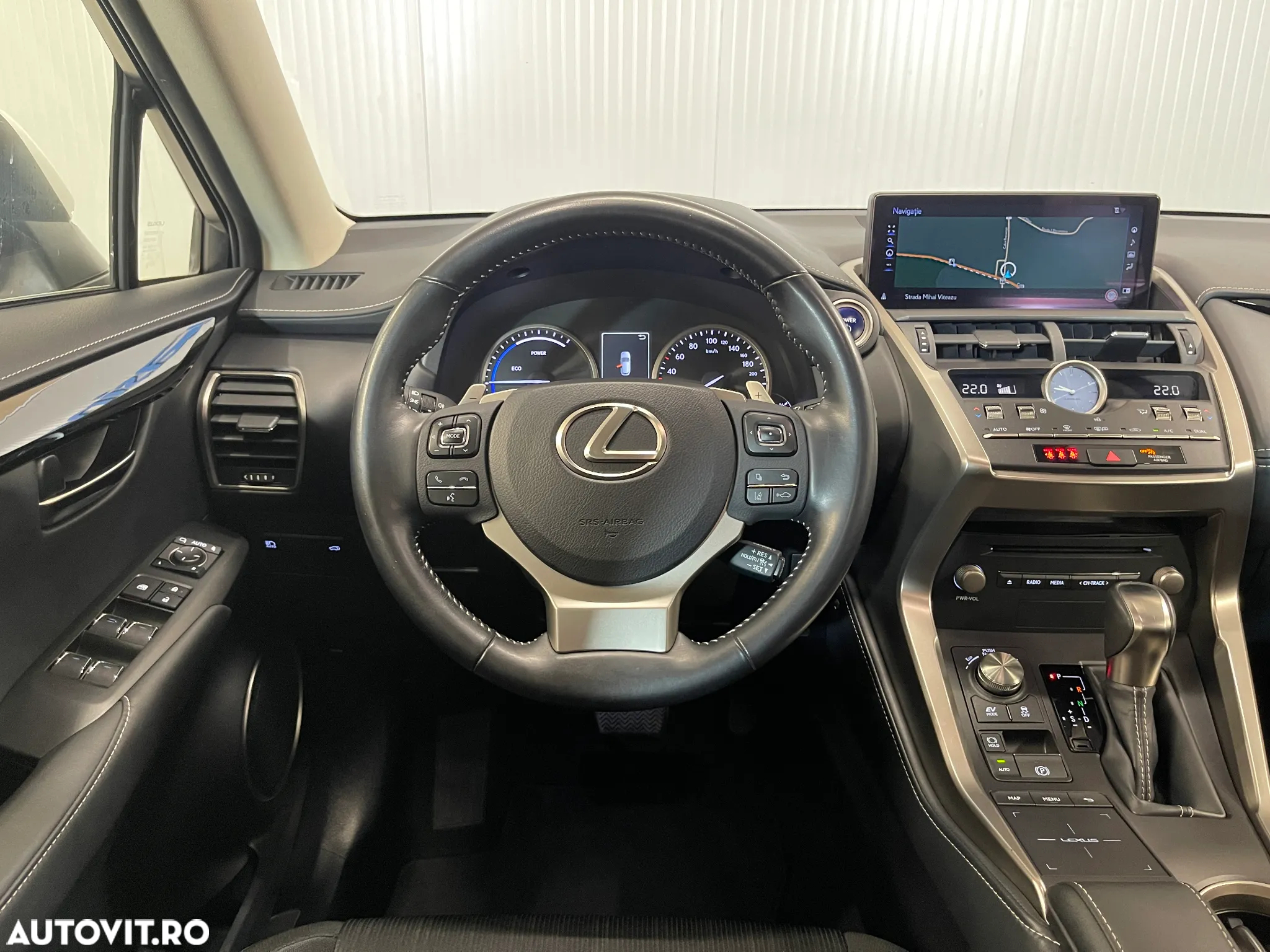 Lexus Seria NX 300h AWD Business - 6