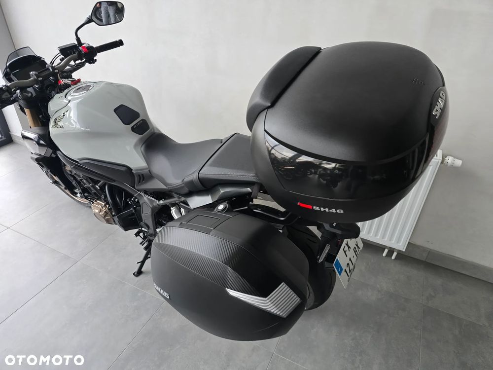 Honda CB - 27
