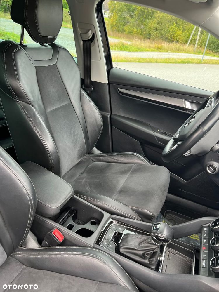 Skoda Karoq 2.0 TDI SCR 4x4 DSG Style - 13