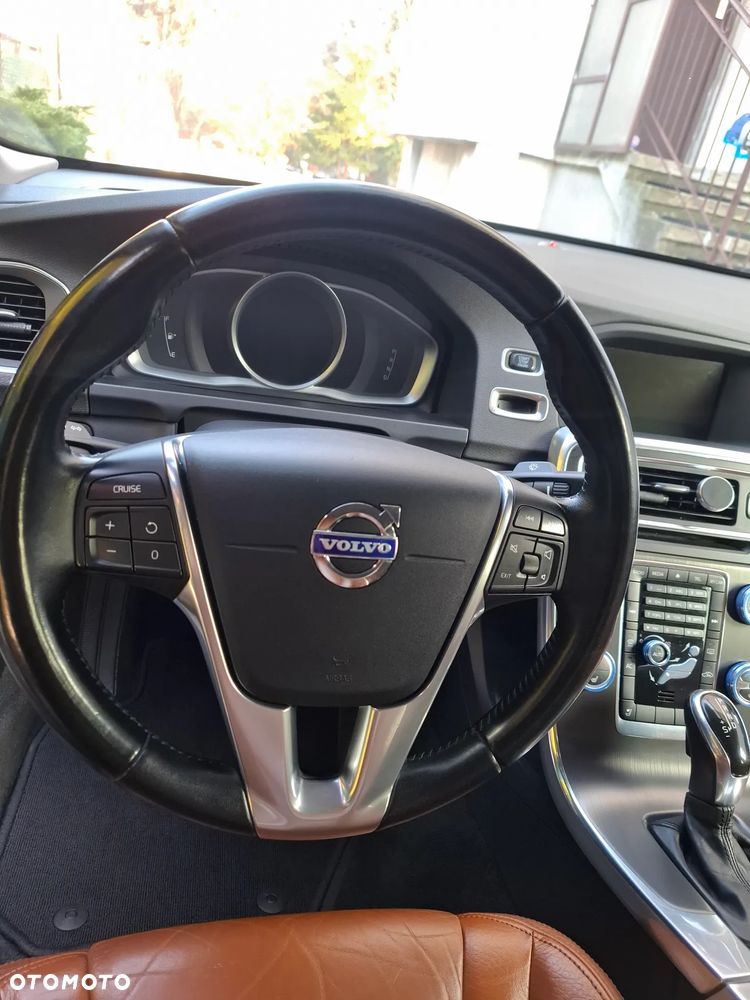 Volvo S60 T6 AWD Momentum - 10