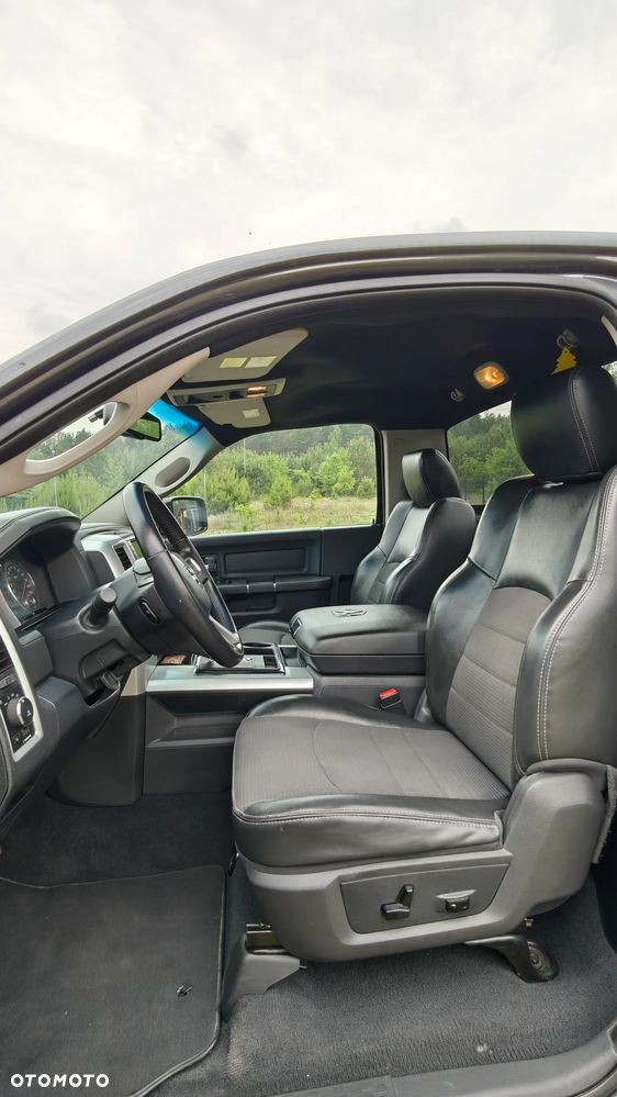 Dodge RAM 5.7 4x4 - 10