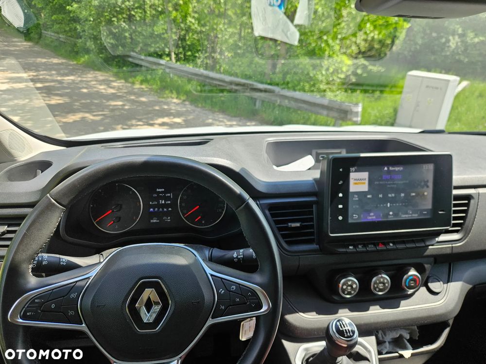 Renault Trafic - 8
