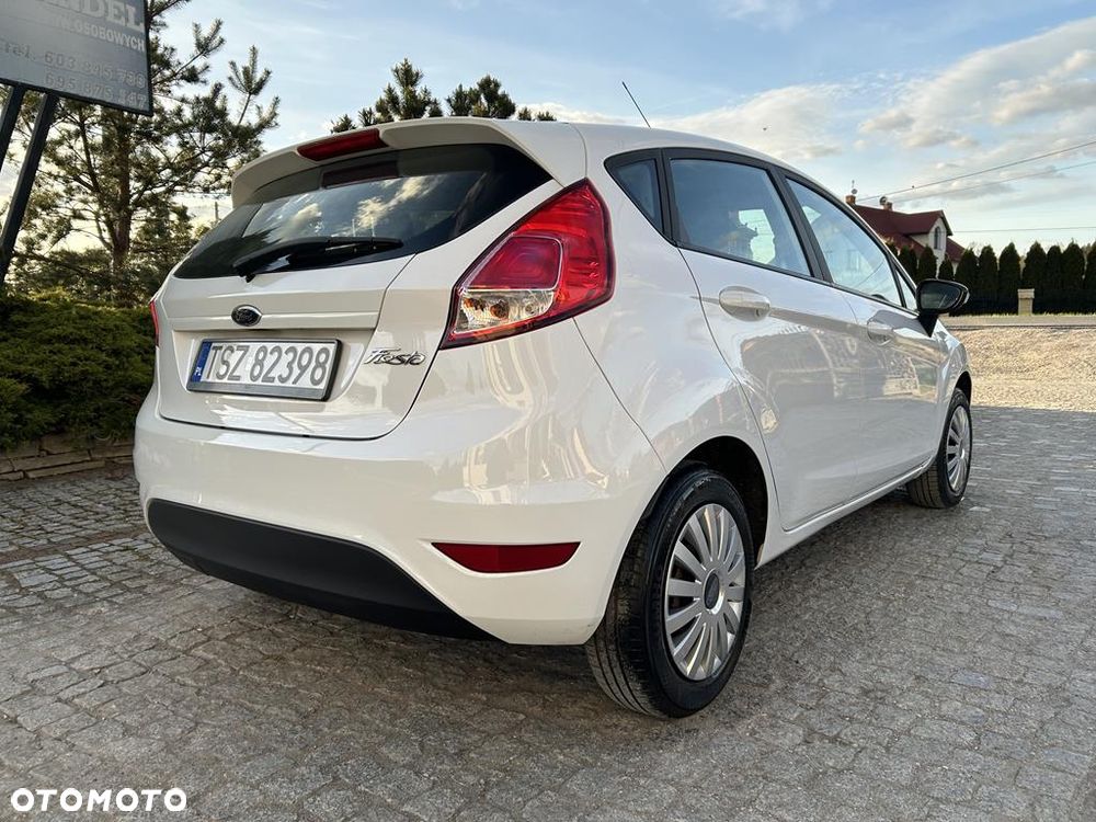 Ford Fiesta - 10