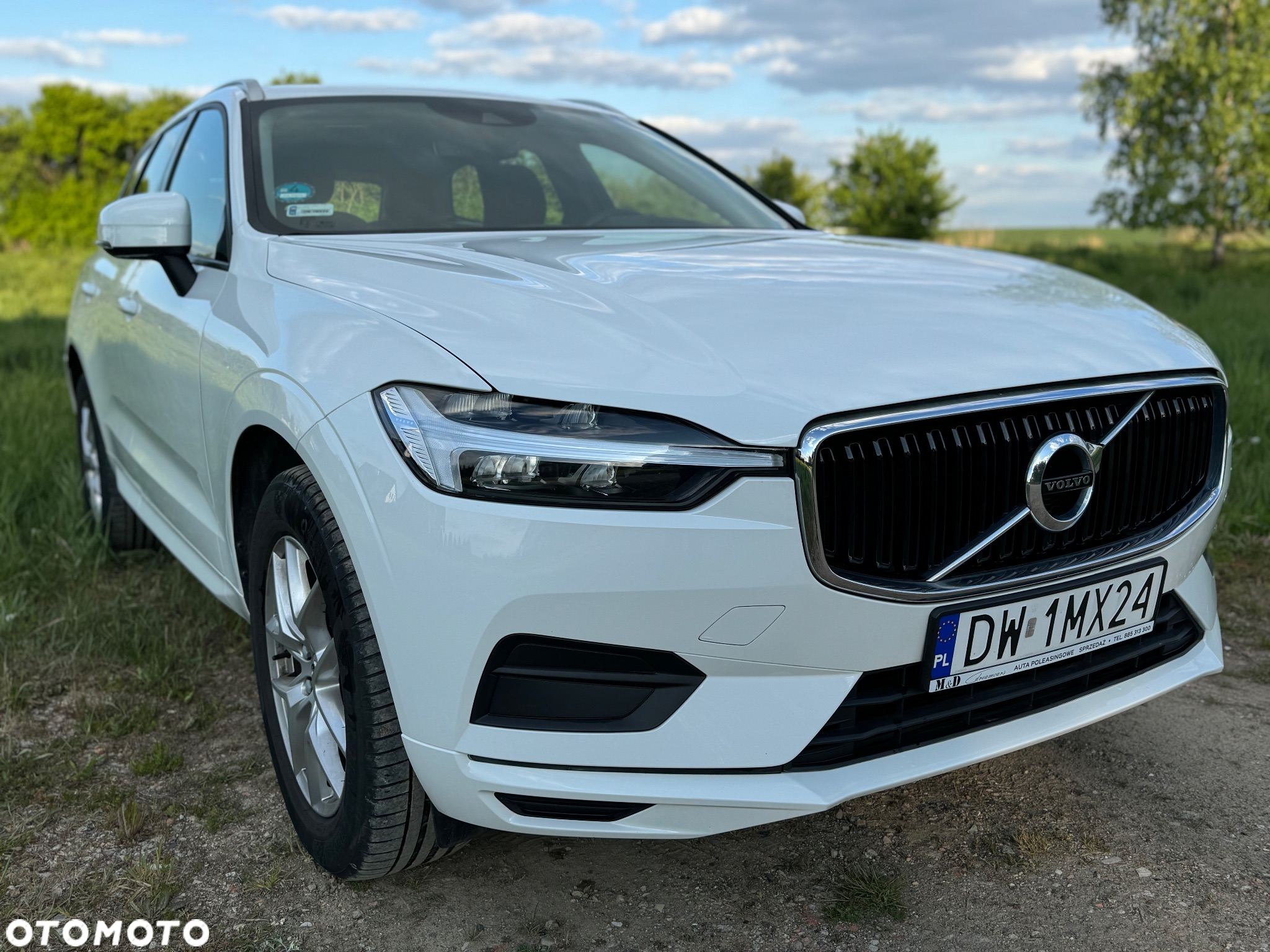 Volvo XC 60 B4 B Momentum - 12