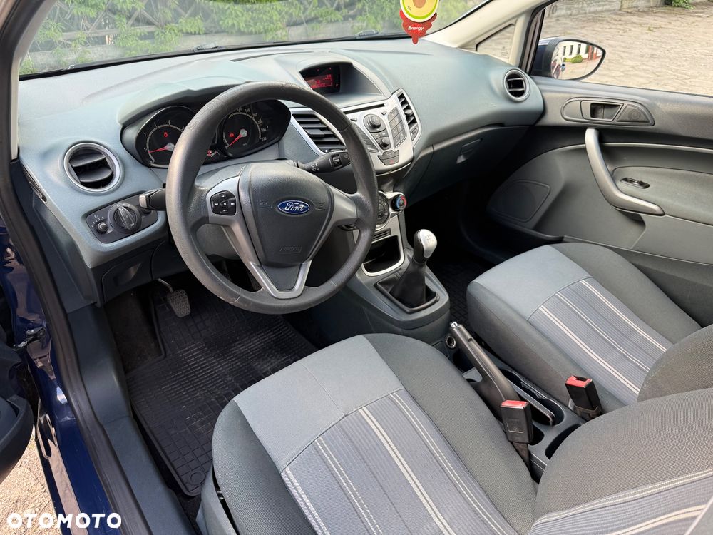 Ford Fiesta 1.25 Ambiente - 19