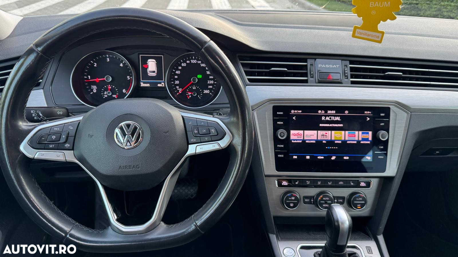 Volkswagen Passat 2.0 TDI DSG Advance - 13
