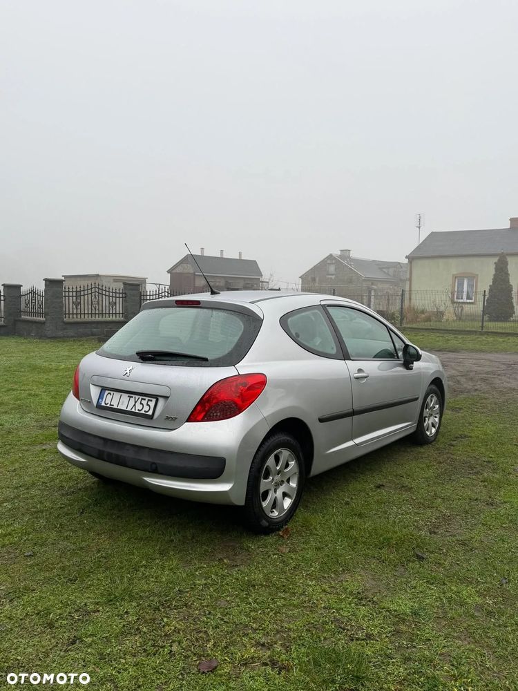 Peugeot 207 90 Filou - 3