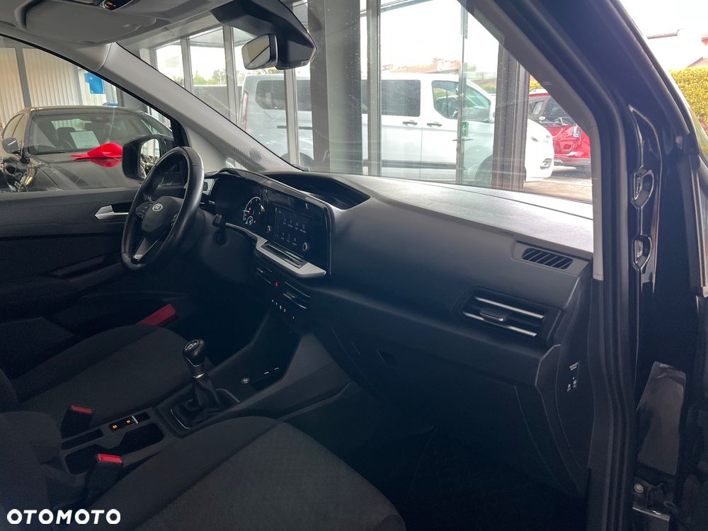 Ford Tourneo Connect 2.0 EcoBlue Titanium AWD - 37