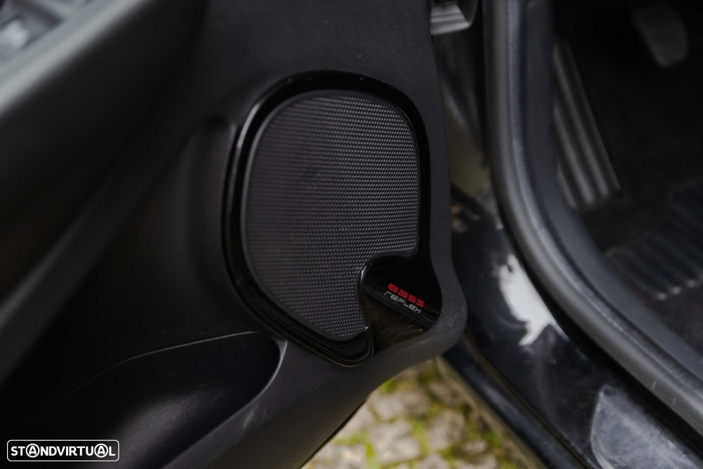 Renault Clio 0.9 TCe Limited Bi-Fuel - 10