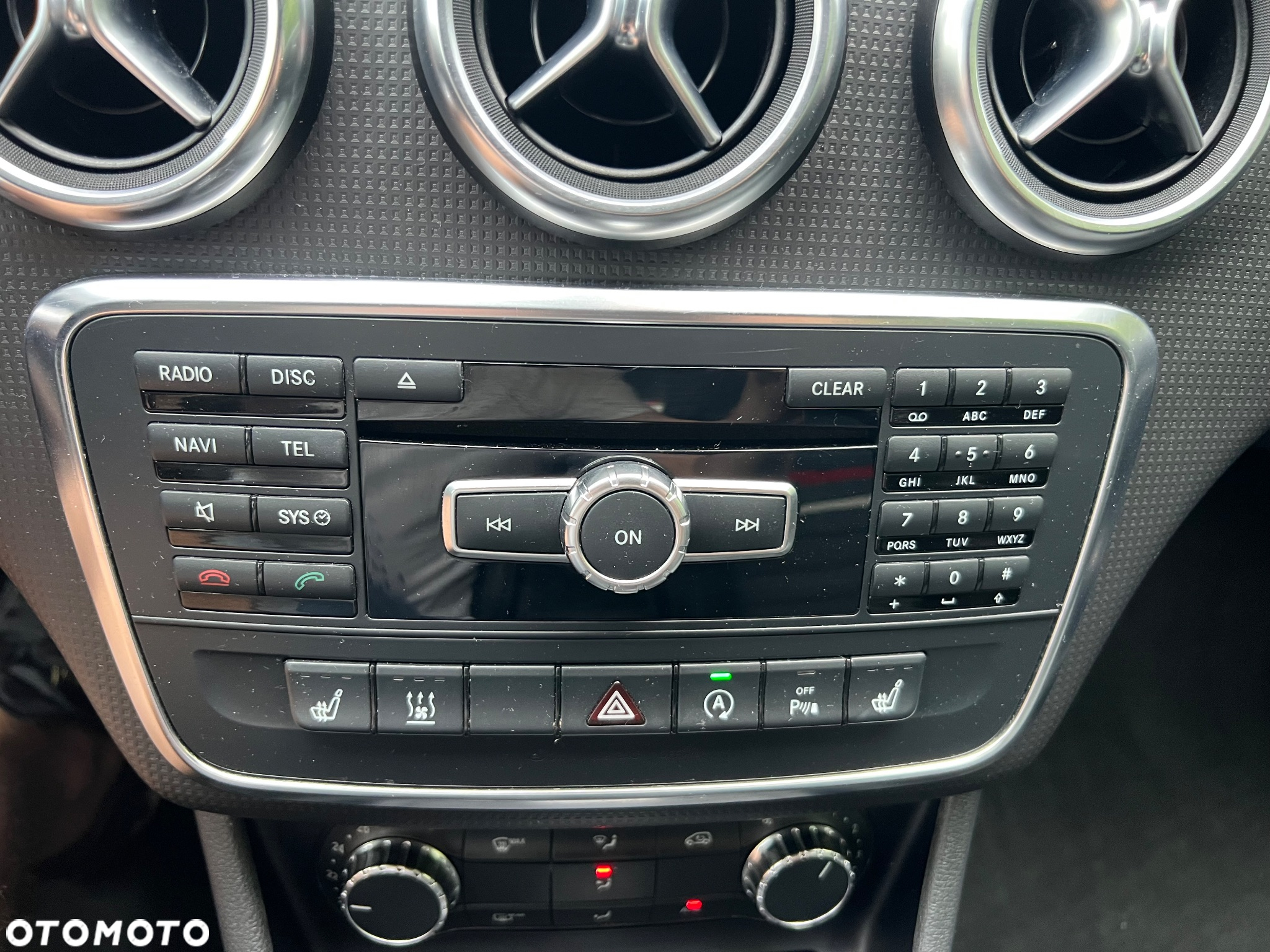 Mercedes-Benz Klasa A 180 (BlueEFFICIENCY) Urban - 12
