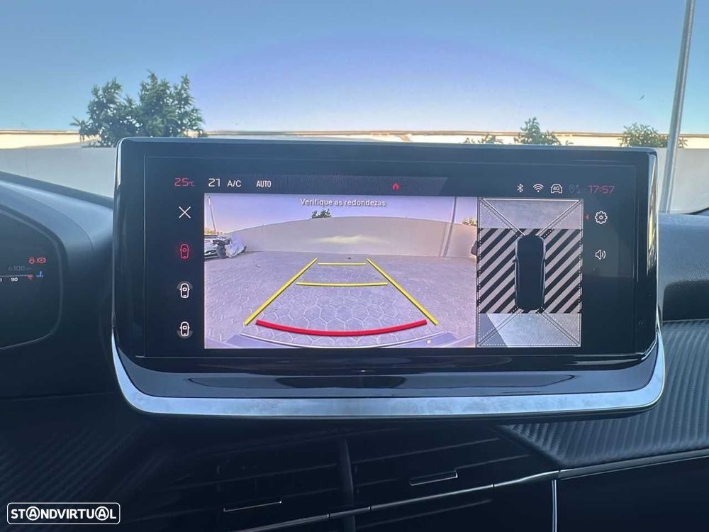 Peugeot 2008 1.2 PureTech Allure - 14