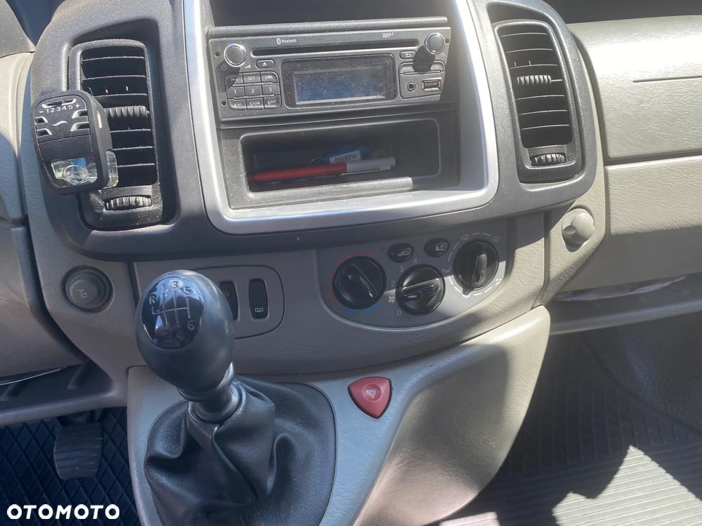 Renault Trafic - 6