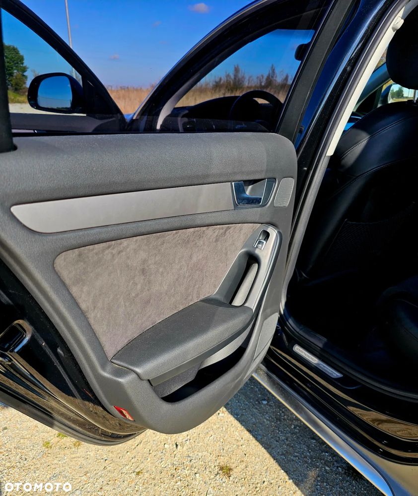 Audi A4 Allroad - 25