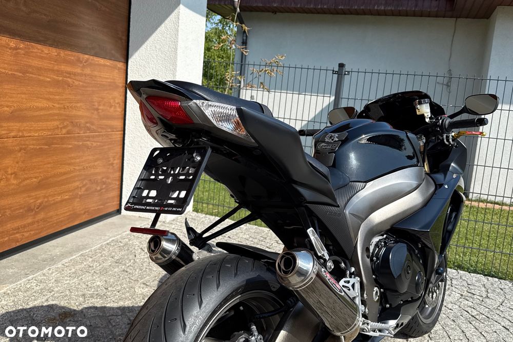 Suzuki GSX-R - 12