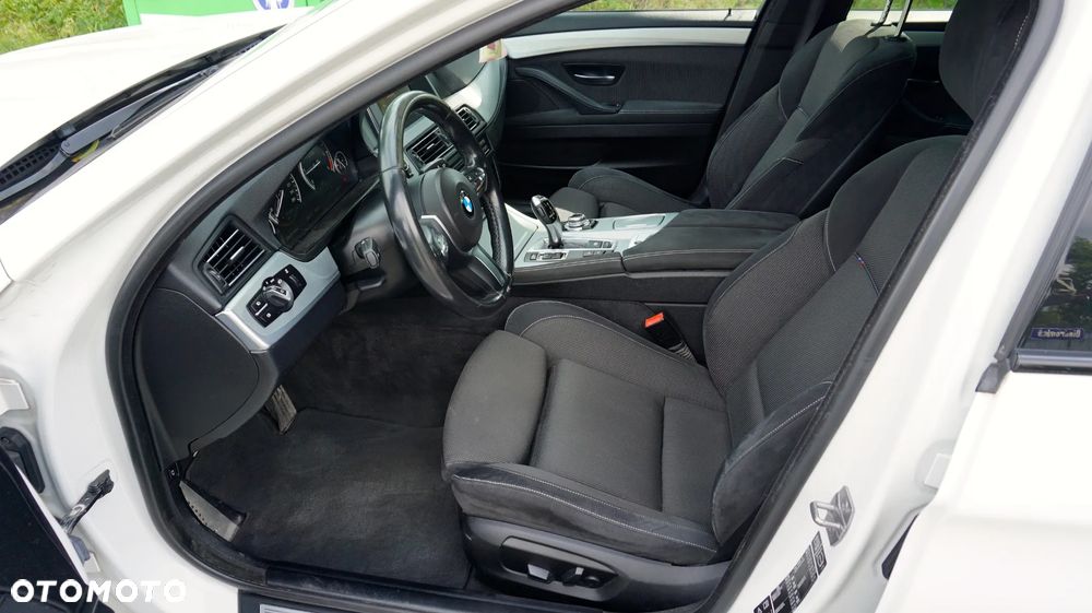 BMW Seria 5 525d xDrive Touring - 20