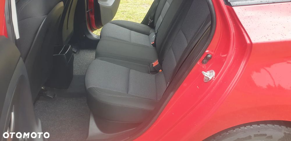 Hyundai i30 1.4 Fifa World Cup Edition - 6