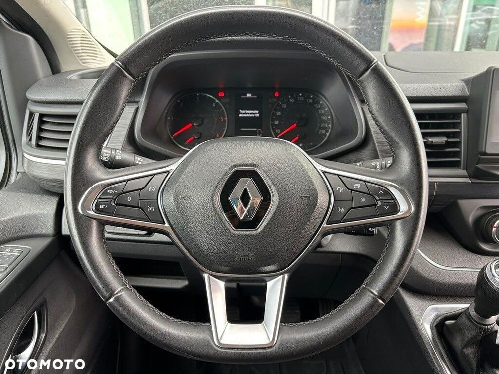 Renault Trafic - 24