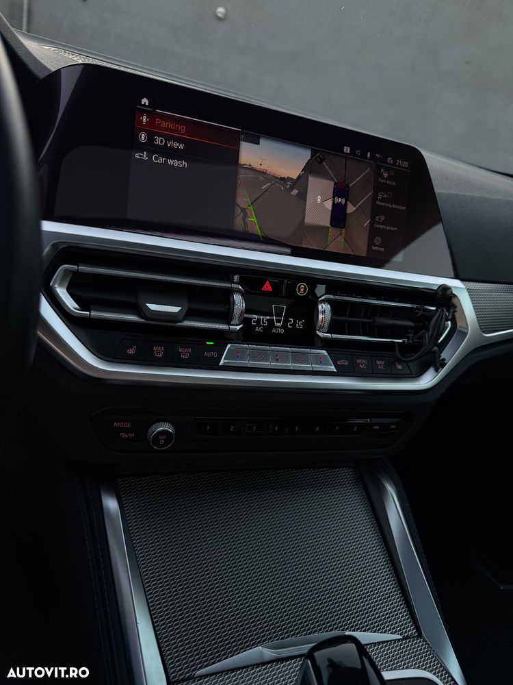 BMW M2 M240i xDrive AT - 12