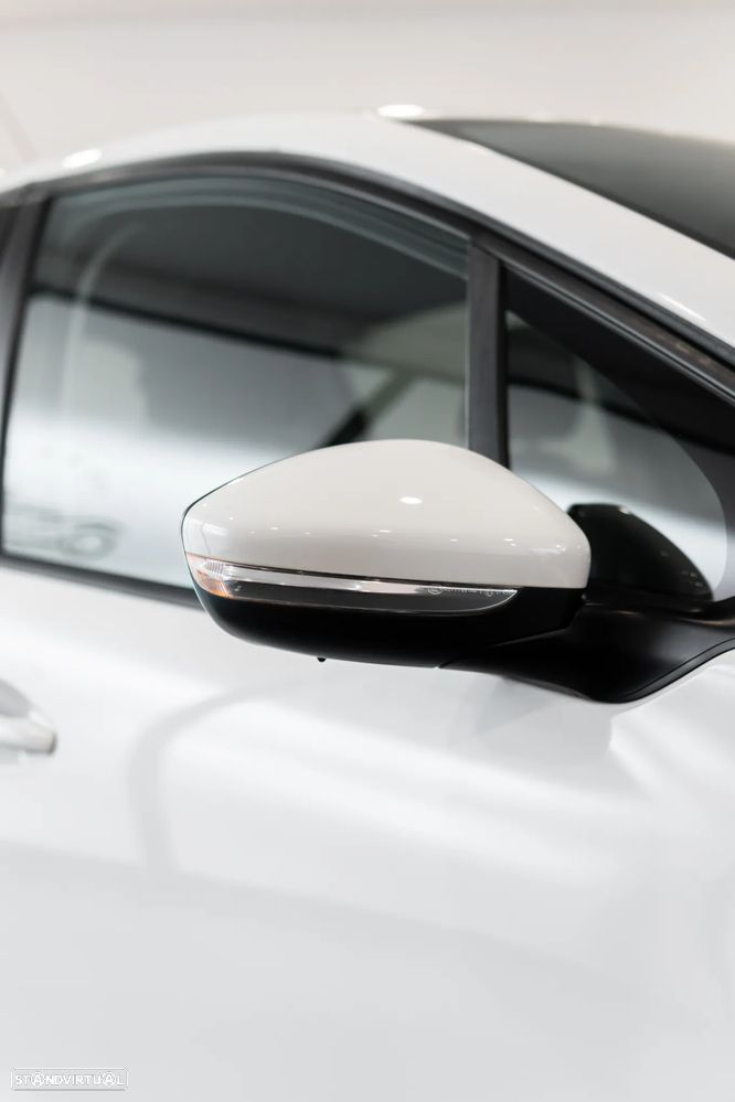 Peugeot 208 1.2 VTi SE Style - 18