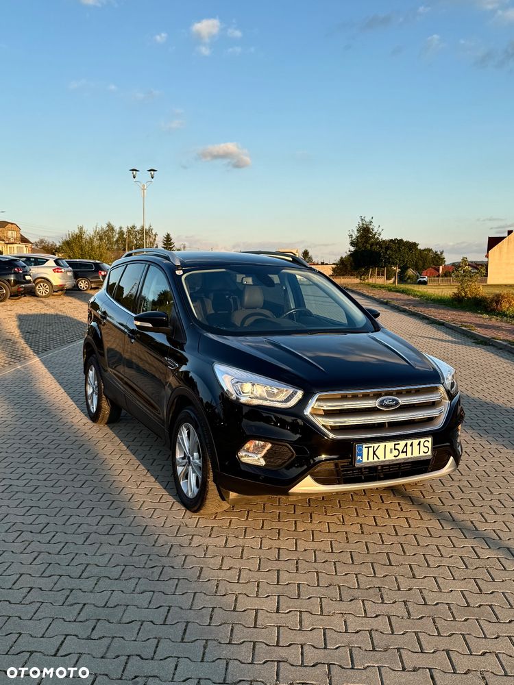 Ford Kuga - 1