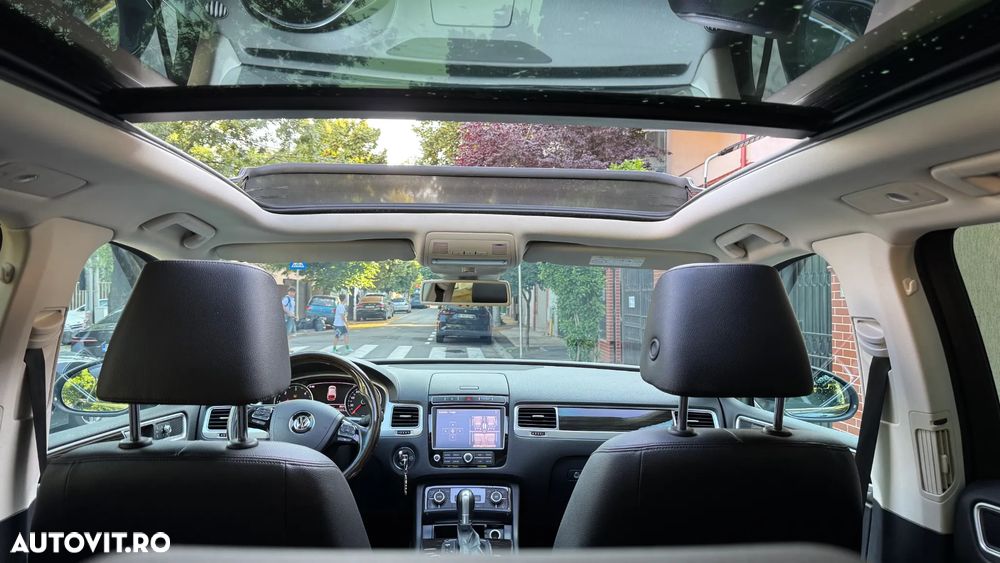 Volkswagen Touareg 3.0 V6 TDI BMT - 9