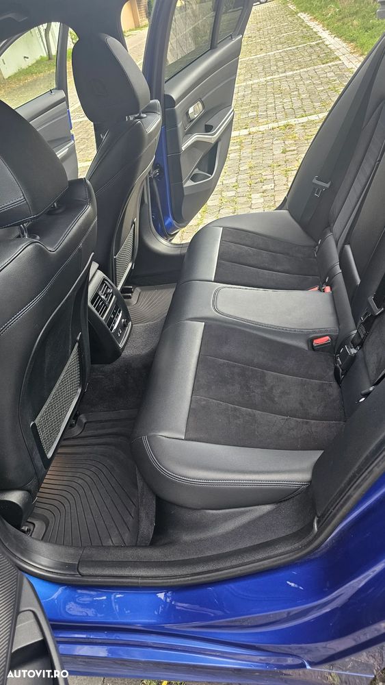 BMW Seria 3 320d xDrive AT M Sport - 26
