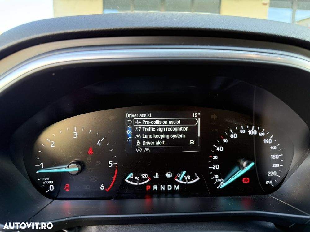 Ford Focus 2.0 EcoBlue Active Business - 12