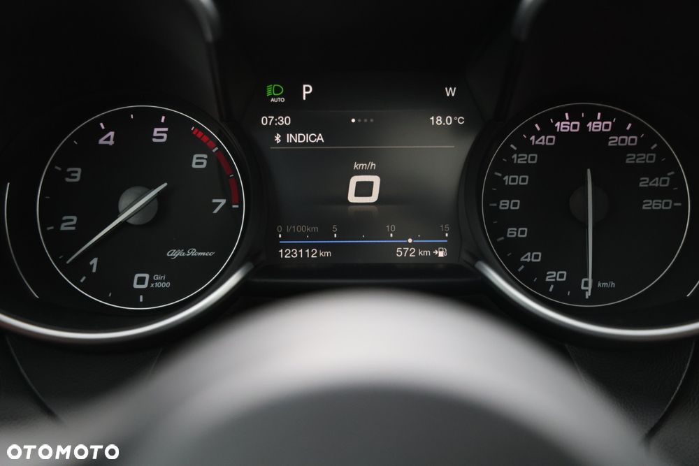 Alfa Romeo Giulia 2.0 Turbo Super - 18
