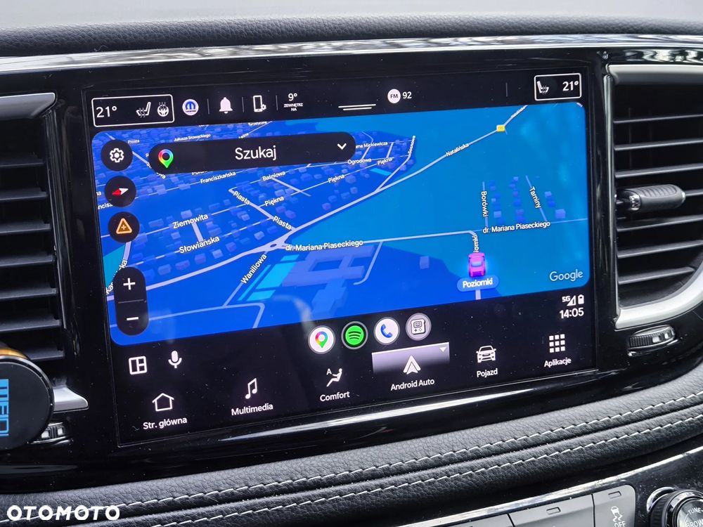 Chrysler Pacifica - 23