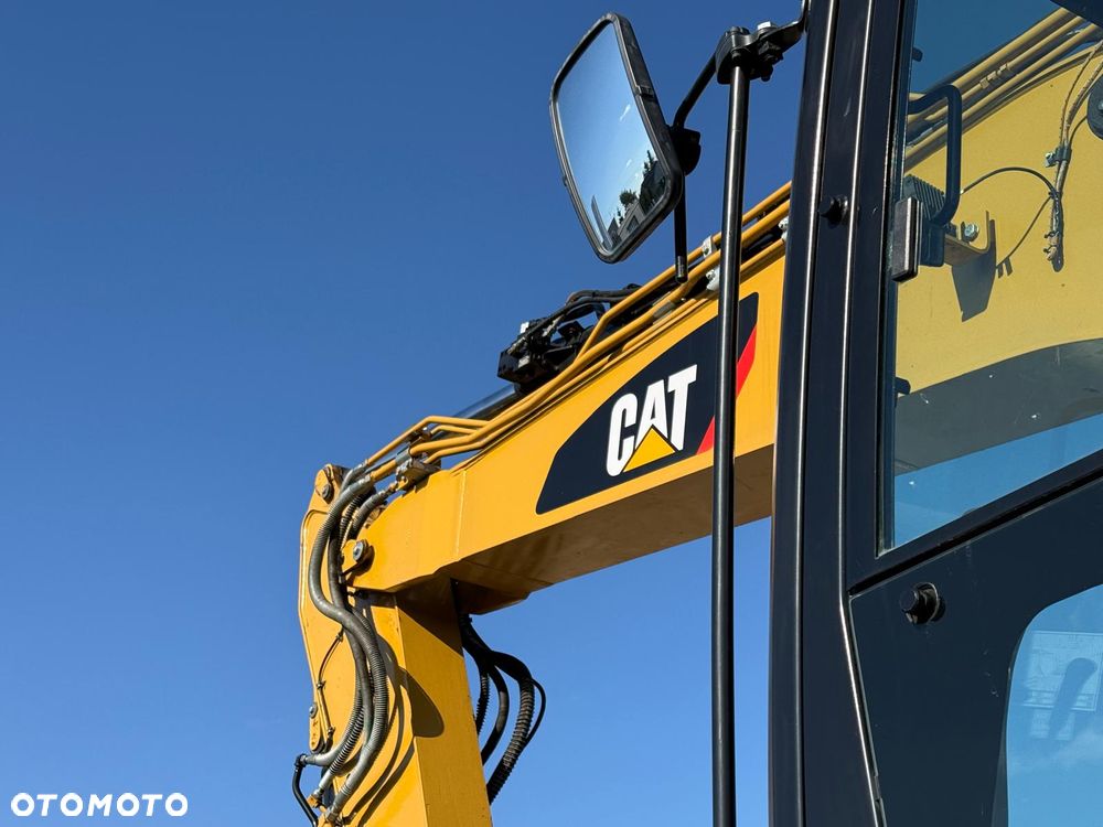 Caterpillar 313FL - 13